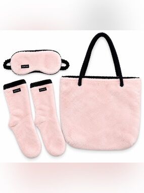 Mary Kay Pink Plush Spa Gift Set Tote Socks & Sleep Mask